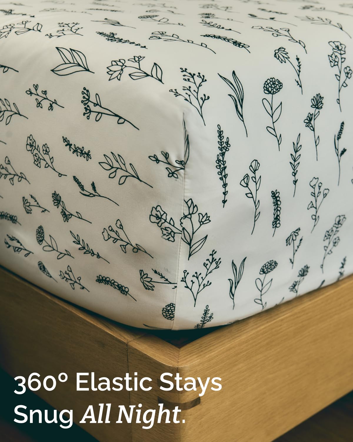 Floral Sheets - Black & White Floral Bed Sheet Set - 1 Flat, 1 Fitted & 2 Pillowcases w/ Deep Pockets - Wrinkle & Fade Free - Boho Botanical Bedding - Ultra-Soft, Breathable & Cooling - Queen Size Set