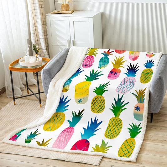 Girly Cute Pineapple Fleece Blanket Tropical Fruit Print Sherpa Throw Blanket for Sofa Couch Cartoon Fresh Pineapple Pattern Fuzzy Blanket Colorful Botanical Decor Warm Plush Blanket Throw 50"x60"