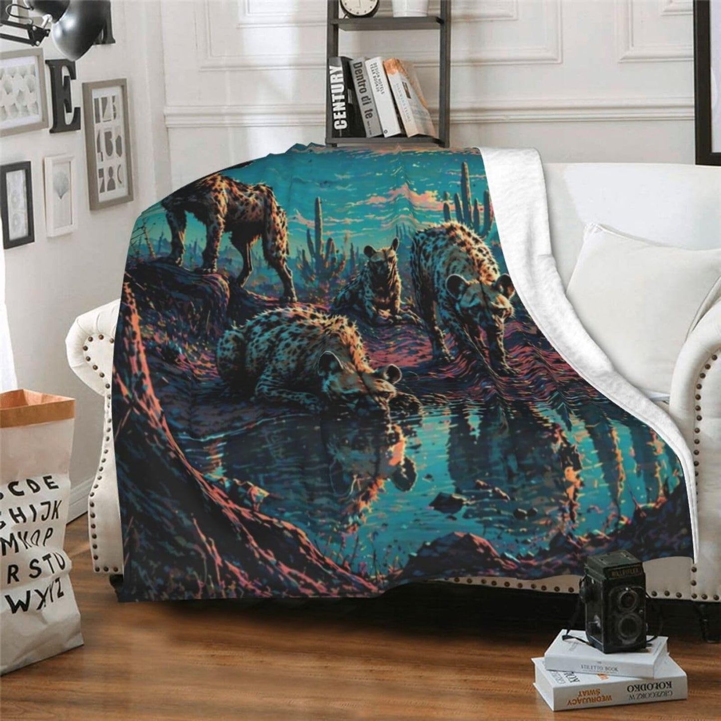 Qycazzw Hyena Blanket Gifts for Women Kids, Wild Animal Cactus Flannel Blankets, Warm Cozy Soft Throw for Bedroom, Camping, Couch, Decor 50x60 in
