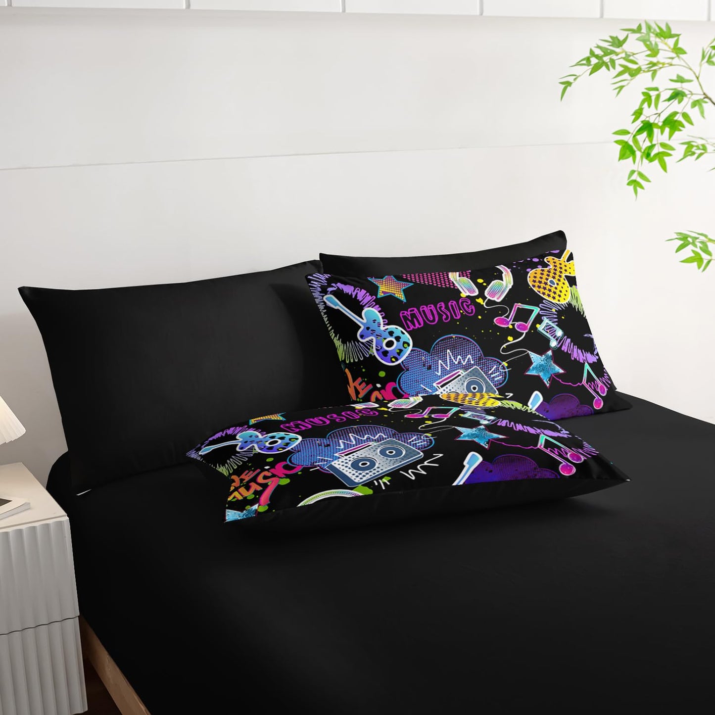 XYNHML Colorful Guitar Comforter 7Pcs Musical Note Headphone Radio Star Bedding Set for Kid Teen Girl Boy Adult Cartoon Rock Music Quilt Bed Set Twin with 2 Sheets,2 Pillowcases,2 Throw Pillow Covers