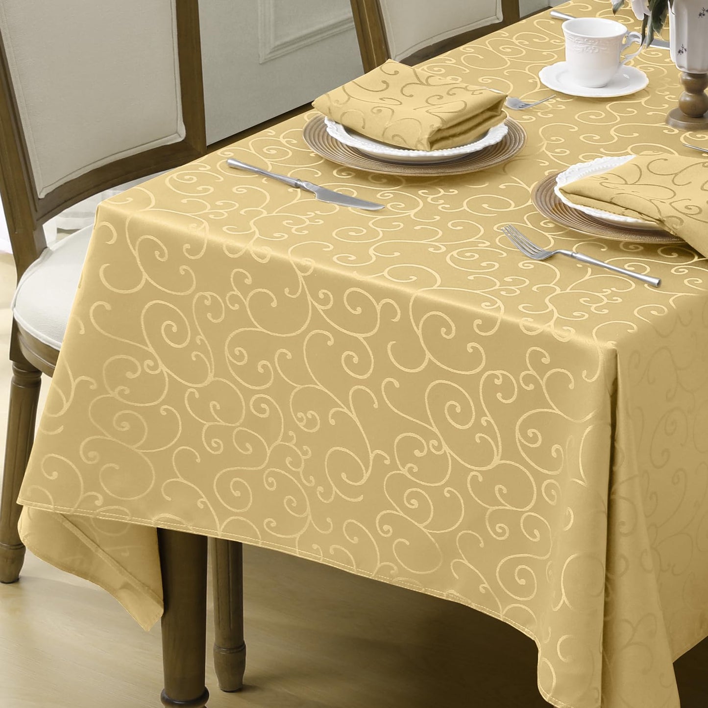 Romanstile Christmas Jacquard Rectangle Tablecloth - Gold Waterproof Damask Curly Floral Pattern Decorative Table Cloth, Heavy Weight Fabric Table Cover for Dining/Party/Holiday - 60 x 104 Inch