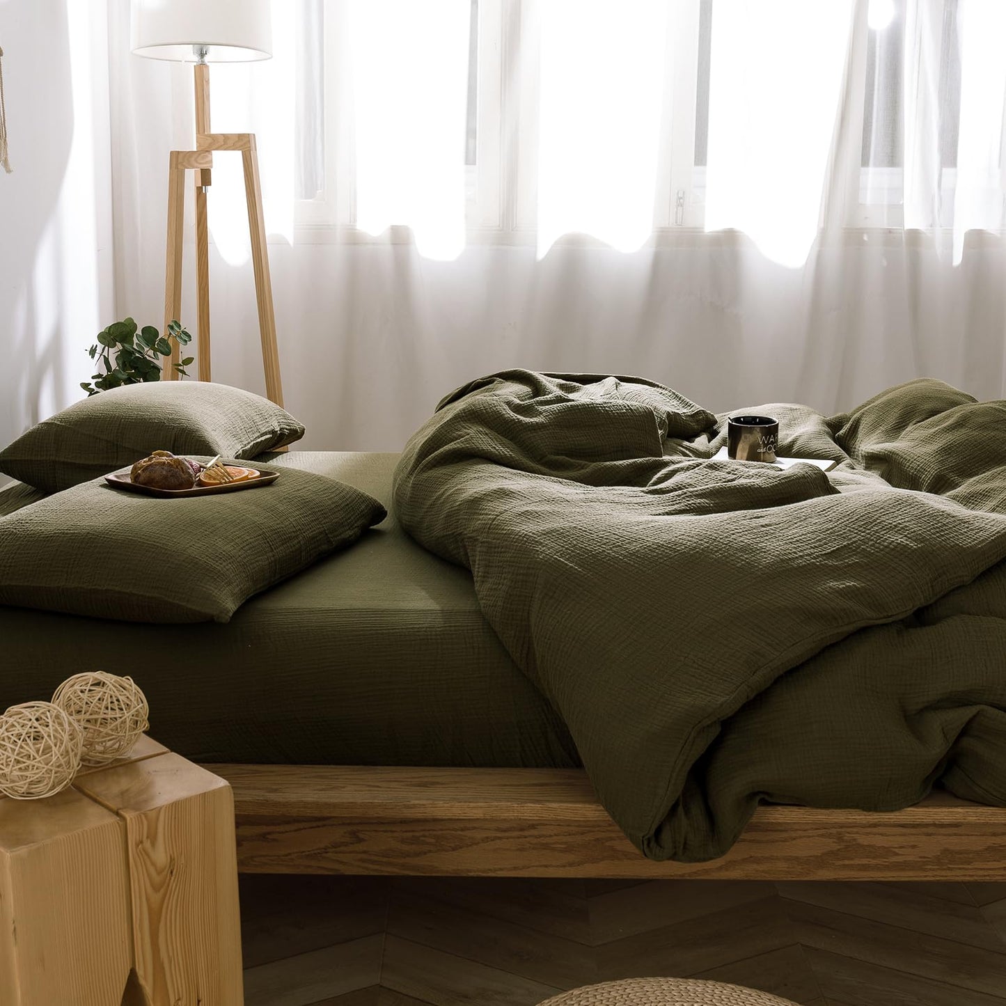 VM VOUGEMARKET Olive Green Duvet Cover Queen Size - 3 Pieces Muslin Cotton 3-Layer Guaze Textured Bedding Set, Includes 1 Duvet Cover 90x90 Inches with Zipper Closure & 2 Pillowcases