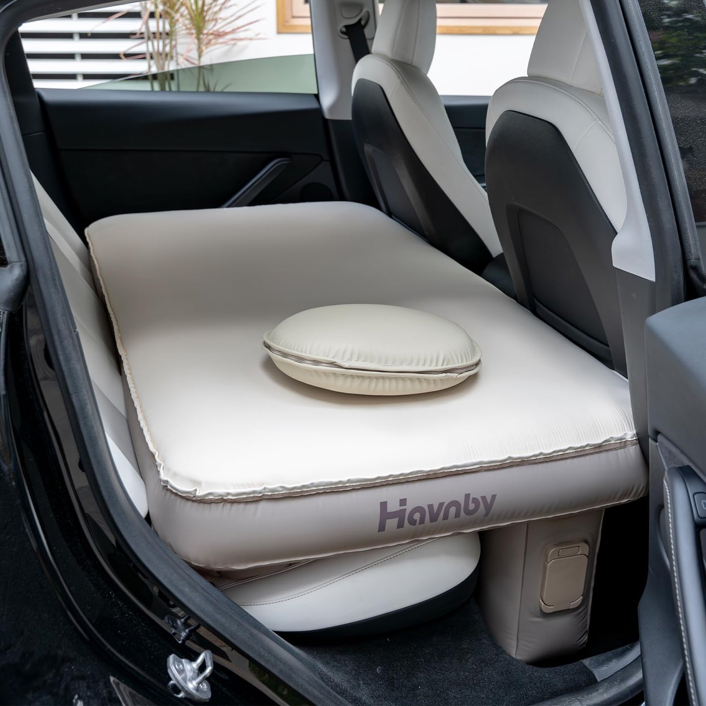 Havnby SUV Car Bed, TPU Air Foam Inflatable Backseat Mattress, Rearseat Camping SnugNest with Rechargeable Built-in Pump, Portable Blow Up Travel Sleeping Mattress for SUV