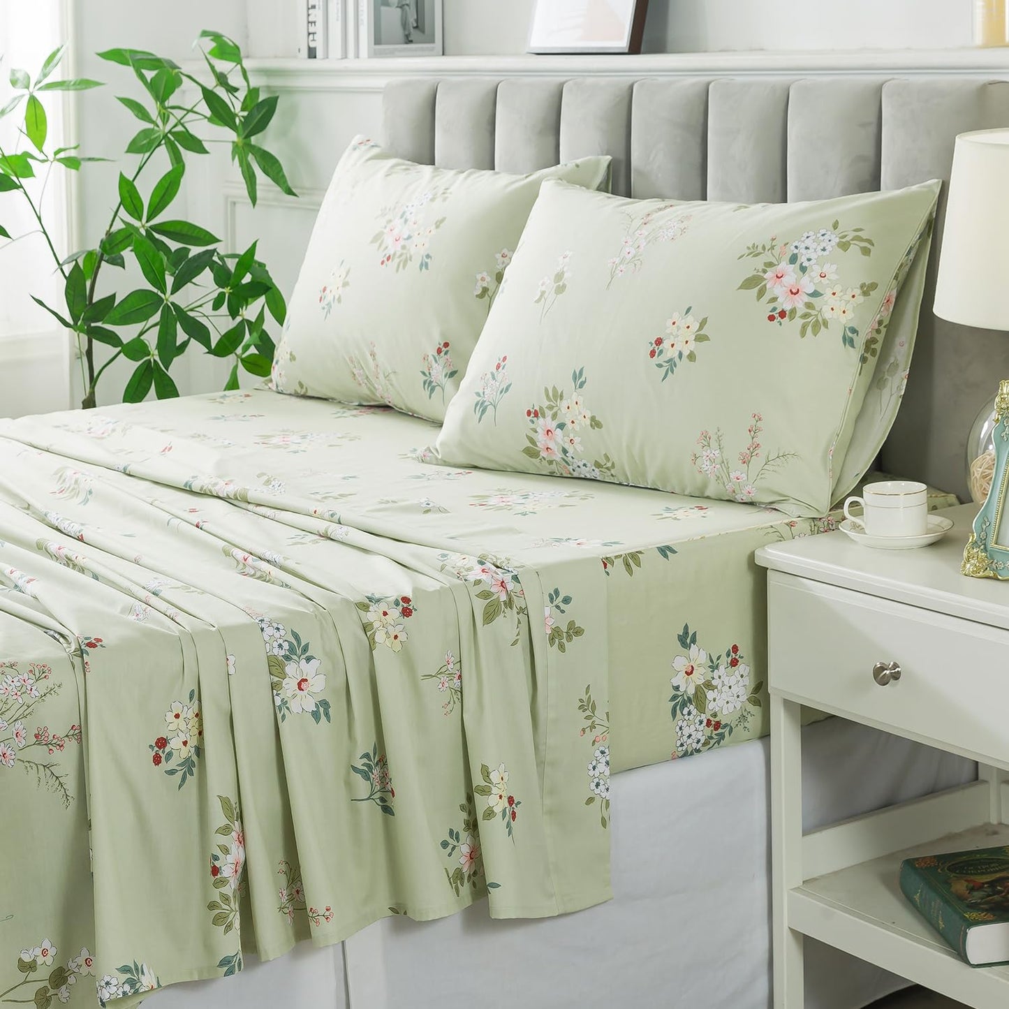 FADFAY Queen Sheet Set Floral Bed Sheets Percale Cotton Botanical Deep Pocket Sheets Sage Green Flower Printed Luxury Bedding Super Soft Breathable for Queen Size Bed 4 Pcs