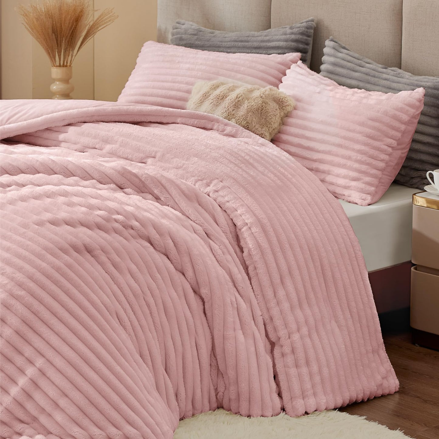 BEDELITE Fleece Queen Comforter Set -Super Soft & Warm Fluffy Pink Bedding, Luxury Fuzzy Heavy Bed Set for All Season with 2 Pillow Cases