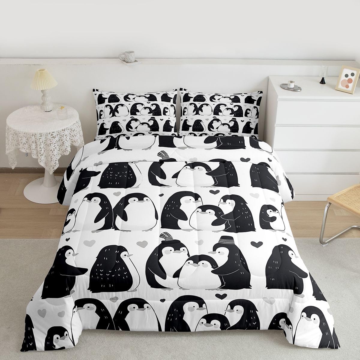 Erosebridal Cute Penguins Kids Comforter Sets Black White Penguin Queen Bedding Set for Boys Girls Antarctic Animal Theme Comforter Set,Love Heart Print Quilt Duvet 3 Pcs