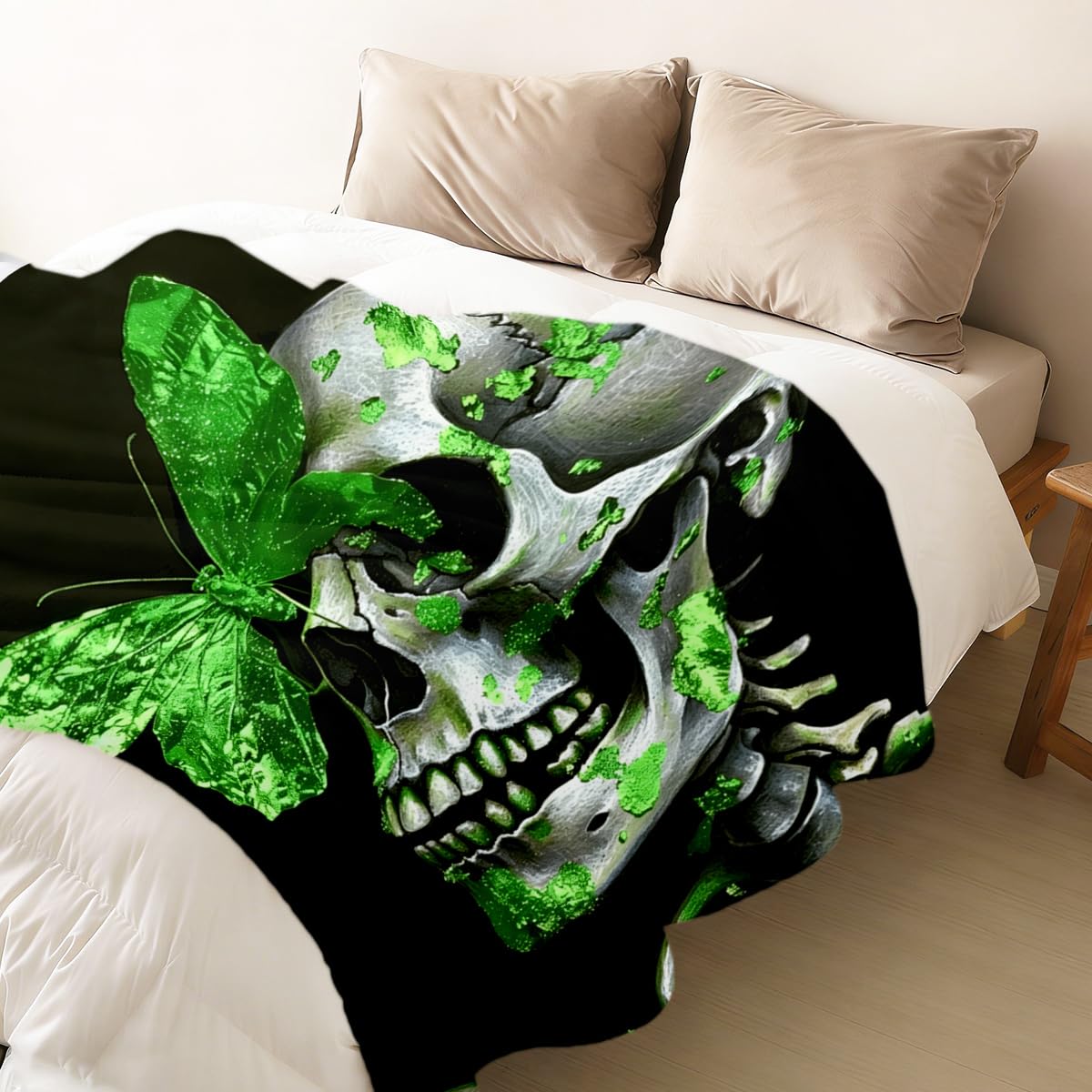 HUNXIAOJ Skull Butterfly Blanket Gifts Green Gothic Decor Butterfly Skeleton Throw Blanket Soft Flannel Skull Bedding for Couch Bed Living Room Home Halloween Decor 49"x59"