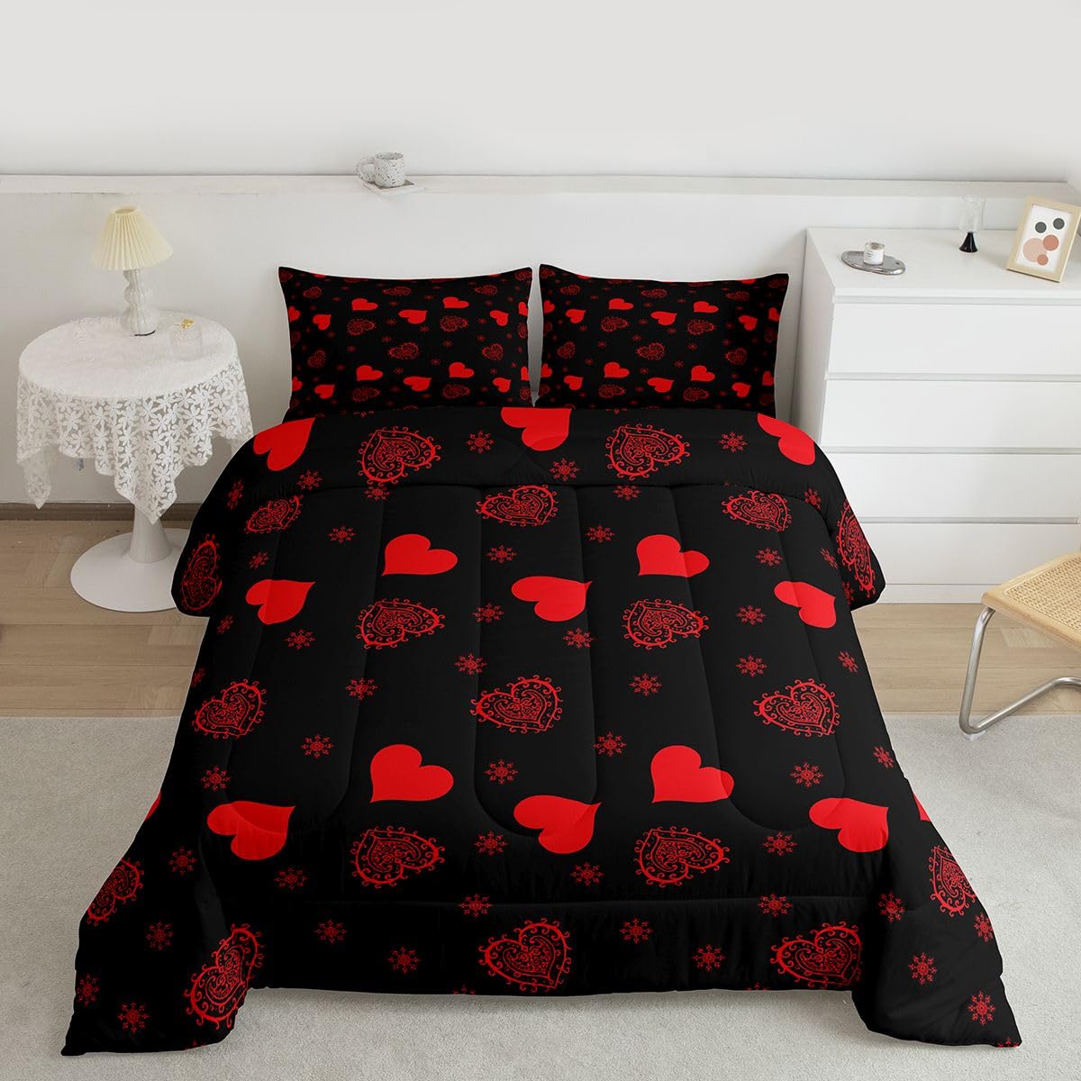 Erosebridal Romantic Love Comforter Set Queen Size Paisley Love Heart Bedding Set for Girls Women Valentine Day Comforter for Couples Bedroom Red and Black Quilt Duvet All Season
