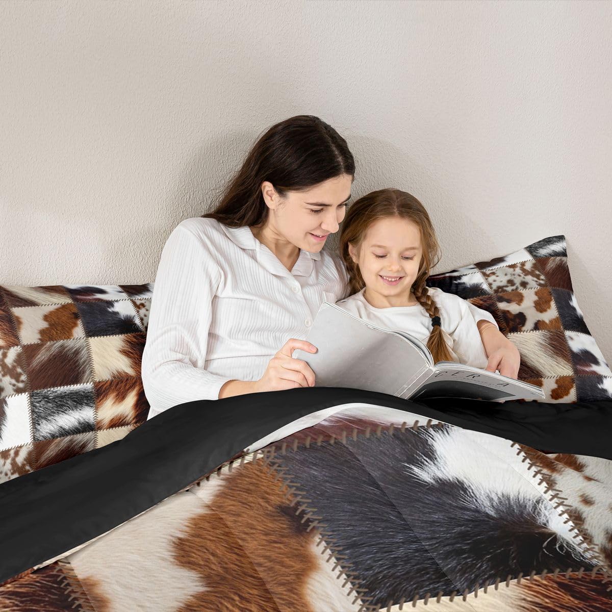 jejeloiu Cowhide Pattern Comforter Set Queen Size Cow Fur Print Bedding Set for Boys Girls Cowhide Patchwork Duvet Quilt Western Farm Animal Skin Bedroom Decor Microfiber 3 Pcs with 2 Pillow Cases