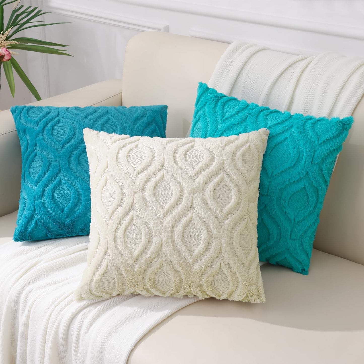 decorUhome Throw Pillow Covers 18x18 Inch Set of 2, Soft Plush Faux Wool Teal Solid Couch Pillow Covers, Accent Farmhouse Neutral Square Pillow Cases for Sofa Bed Living Room