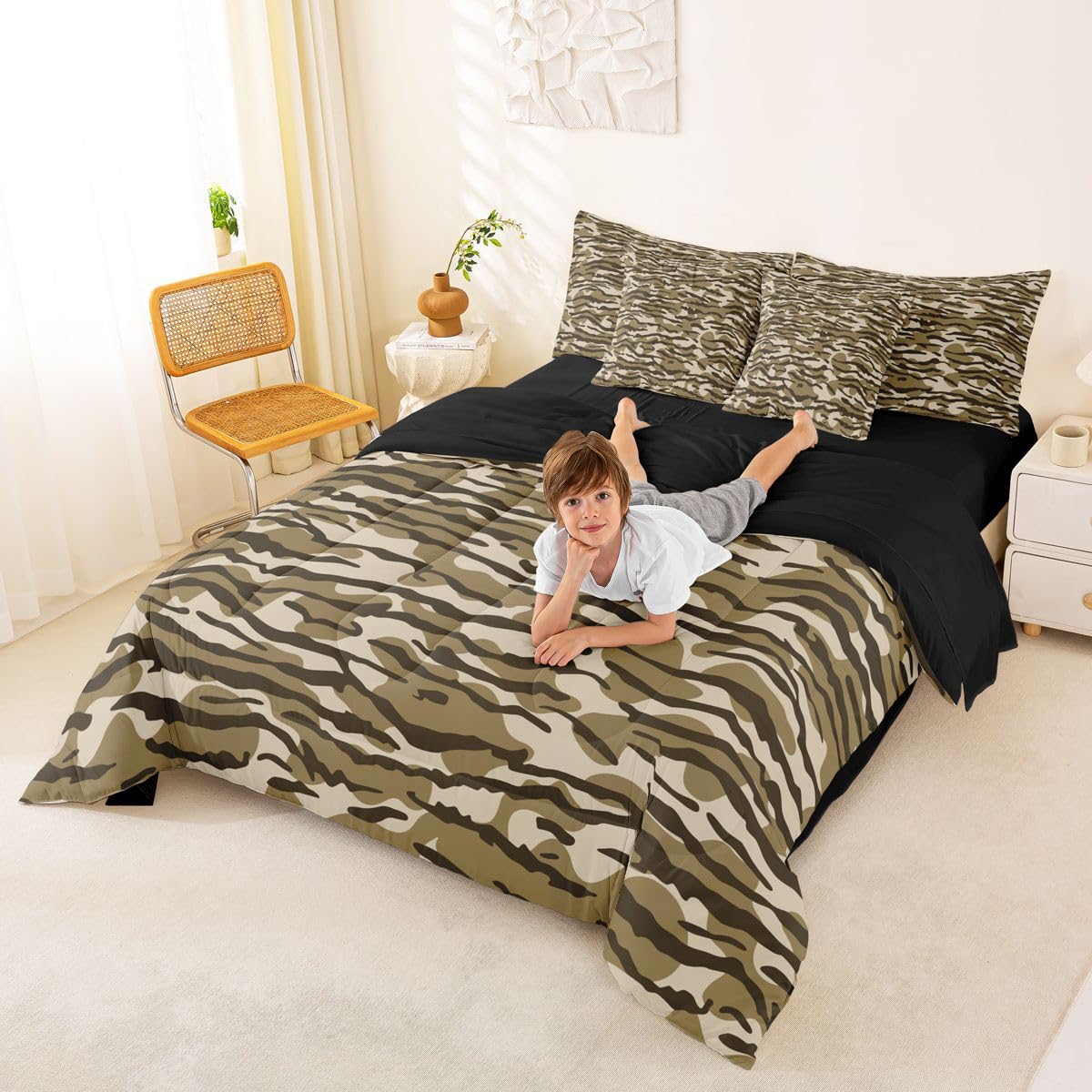 Erosebridal Boys Camo 7-Piece Bed in a Bag Full Size for Kids Teens Men | Military Camo Bedding Set Rustic Country Cabin Farmhouse Comforter Set with Sheets Army Green Hunting Duvet Insert