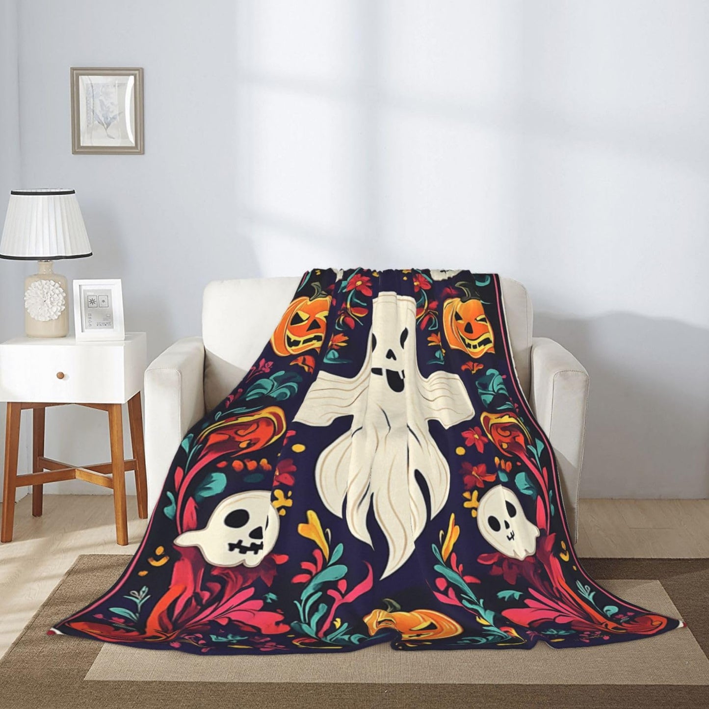 CDSASHCA Spooky Ghosts Flannel Blanket,Cute Design with Floating Phantom Print,Ultra-Soft Fleece for Festival Party Cozy Vibes，Suitable for Sofa,Bed and Office Decoration，Gifts for Friends 60X80 Inch