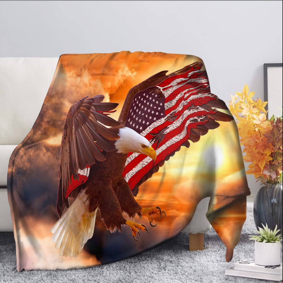 Bald Eagle Blanket American Flag Eagle Decor Throw Blanket Bald Eagle Blanket Gifts for Men Super Warm Soft Plush Fleece Flannel Blanket Winter Couch Bedding Blanket for Girls Kids Adults 40"x50"
