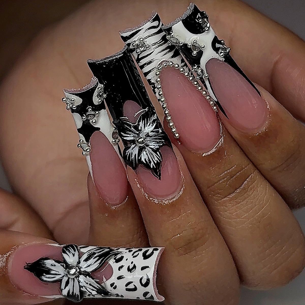 plalely Square Press on Nails Long Cow Print Fake Nail 3D Flowers Designs Acrylic Nail Press ons Sparkly Rhinestones Stick on Nails for Women 24pcs