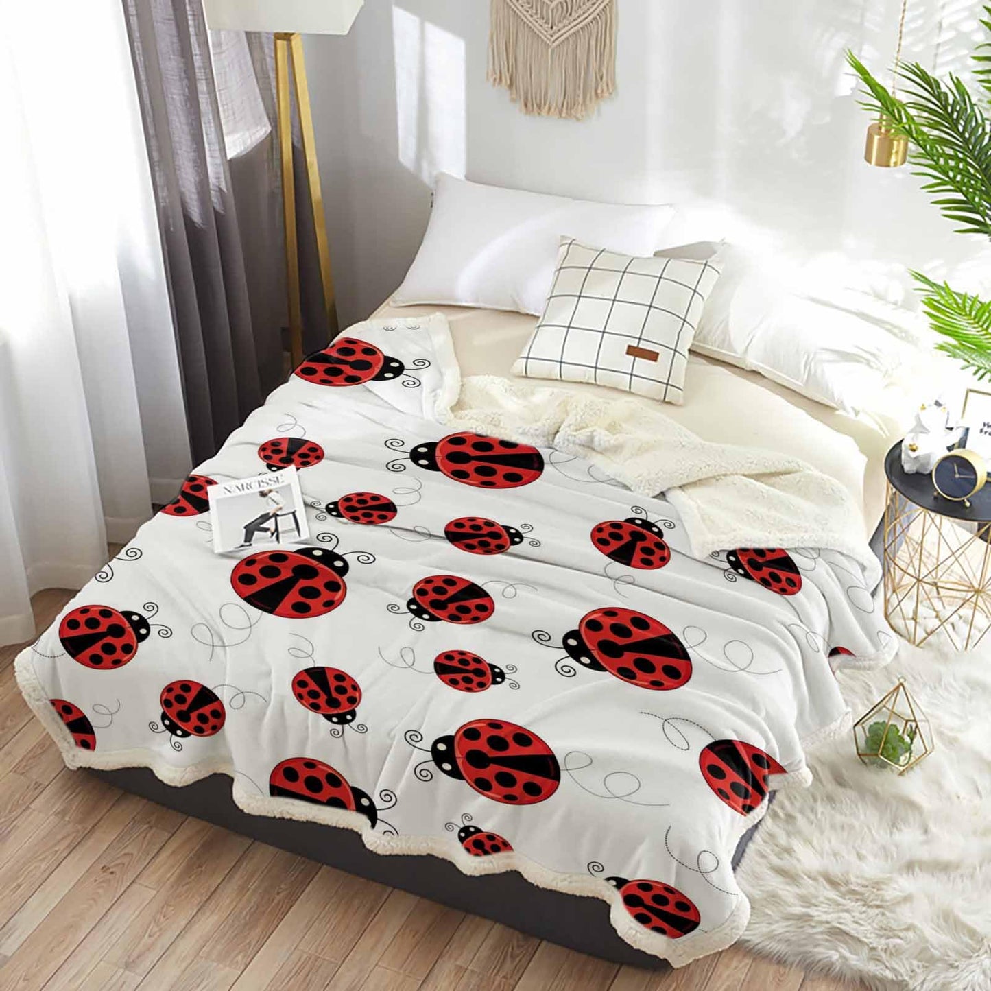 Ladybug Sherpa Fleece Luxury Blanket - Warm & Cozy Super Soft Reversible Throw, 40"x50", Red Ladybug on White Background