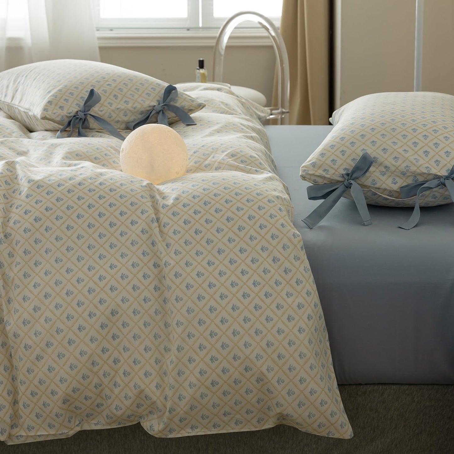VM VOUGEMARKET Blue Flower Duvet Cover Queen with Plaid Grid Prints,100% Cotton Bedding Set,Aesthetic Comforter Cover for Girls Women 90x90 Inch