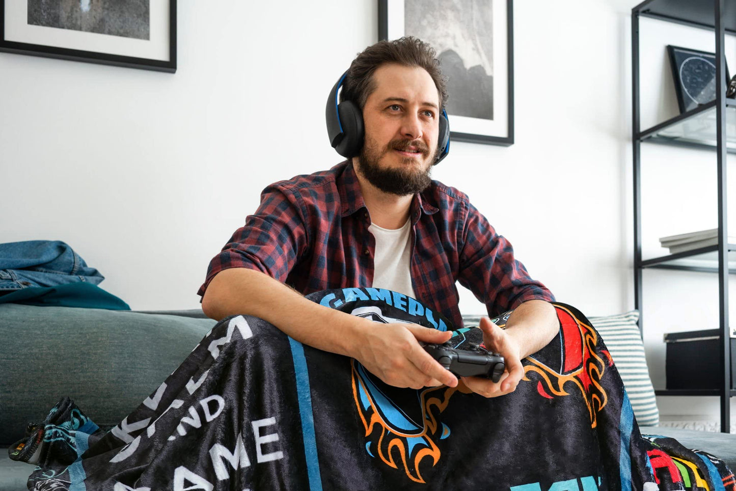 Video Game Gifts: Gamer Soft Comfortable Travel Blanket for Boys & Girls, Game Blankets Present for Kids & Adults, Size 40'x50'