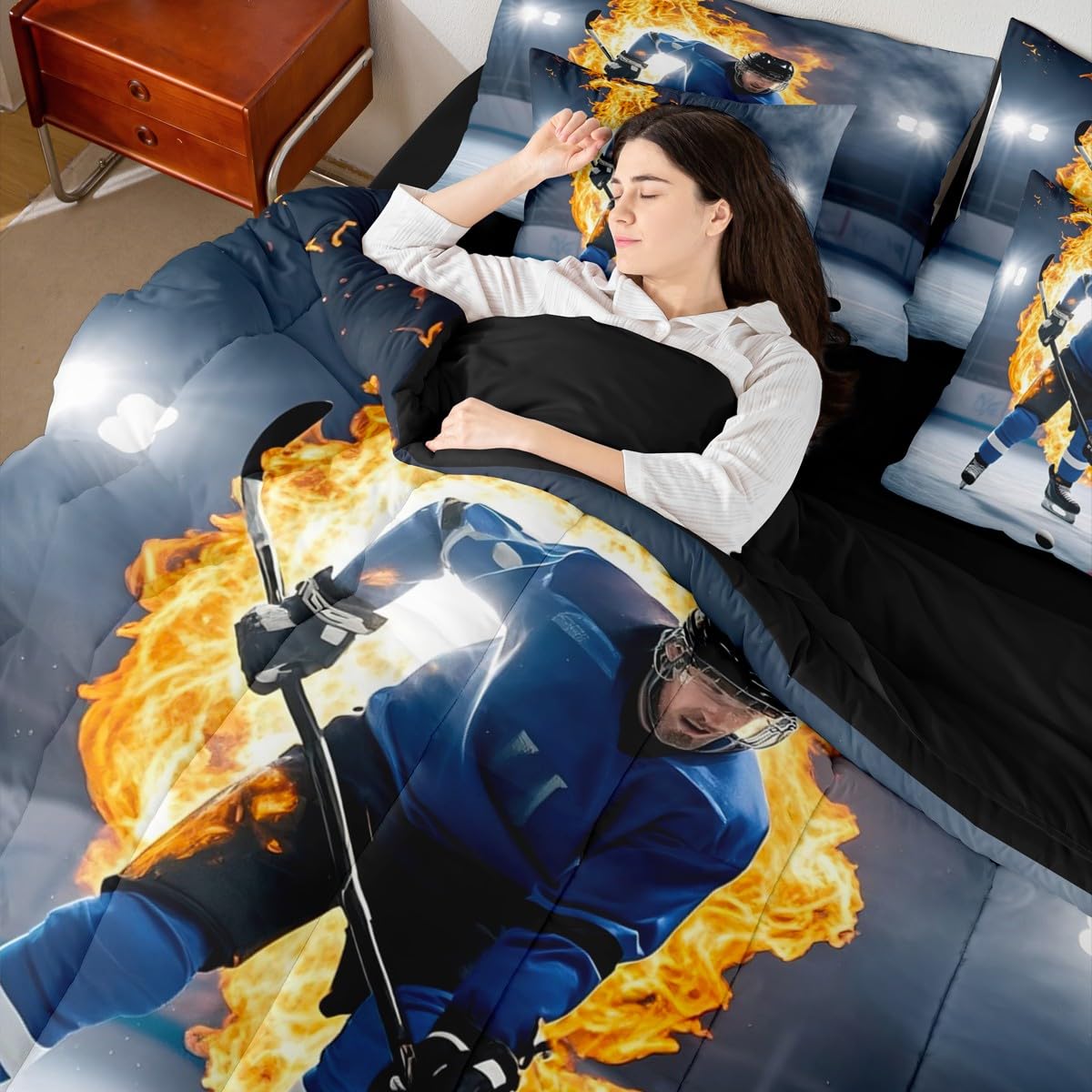 Erosebridal Teens Ice Hockey Bed in A Bag 7 Piece Puck Comforter Set Twin Size Sports Games Bedding Sets for Kids Teens Boys Girls Winter Match Grunge Sheet Set
