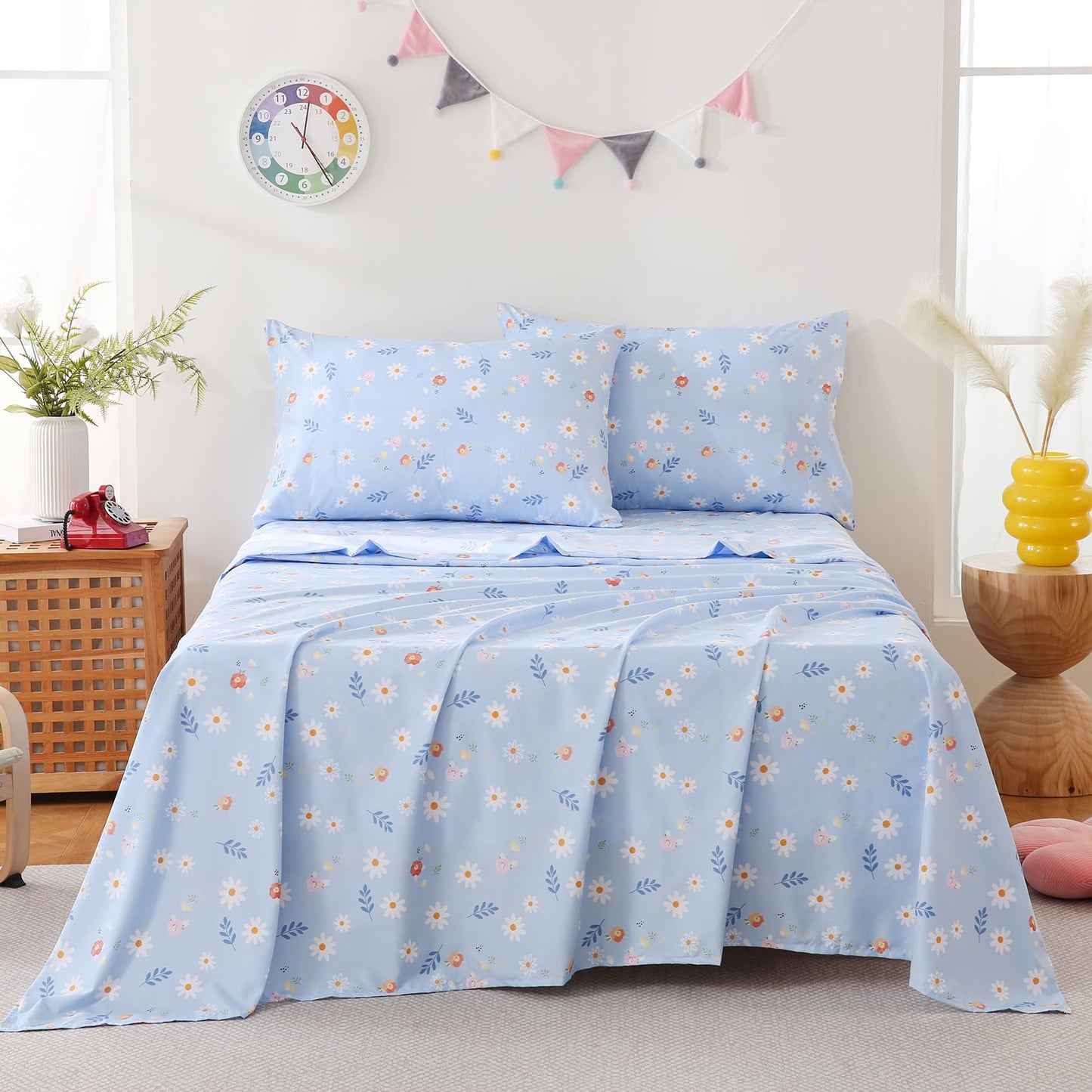 Yibeizi Blue Floral Sheet Set for Girls Twin, Kids Cute Daisy Print Bedsheets Microfiber Deep Pocket Flower Patterned Bed Sheet & Pillowcase Sets 3 Pieces