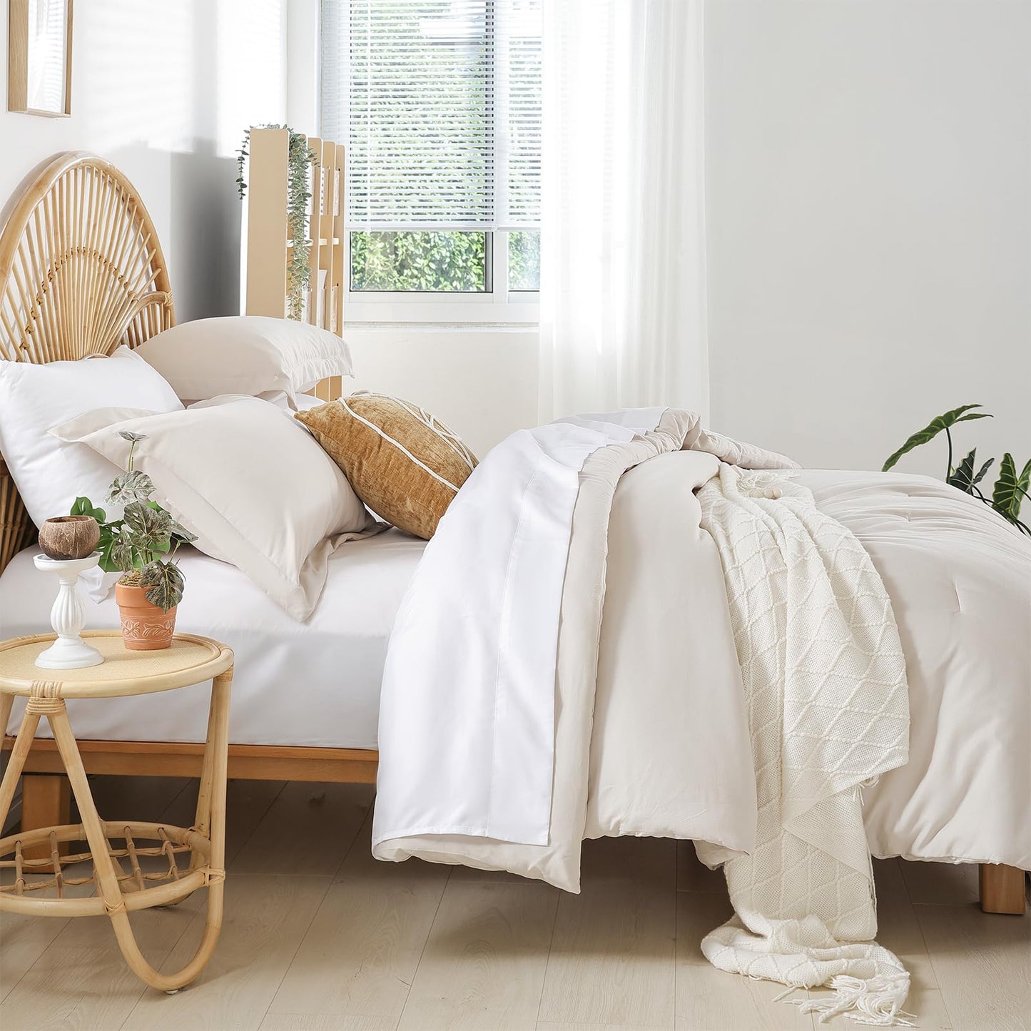 weigelia Queen Comforter Set 7 Pieces Beige Comforter Set Queen Size Bedding Set Soft Microfiber Comforter with Fitted Sheets, Flat Sheets, Pillow Shams, and Pillowcases