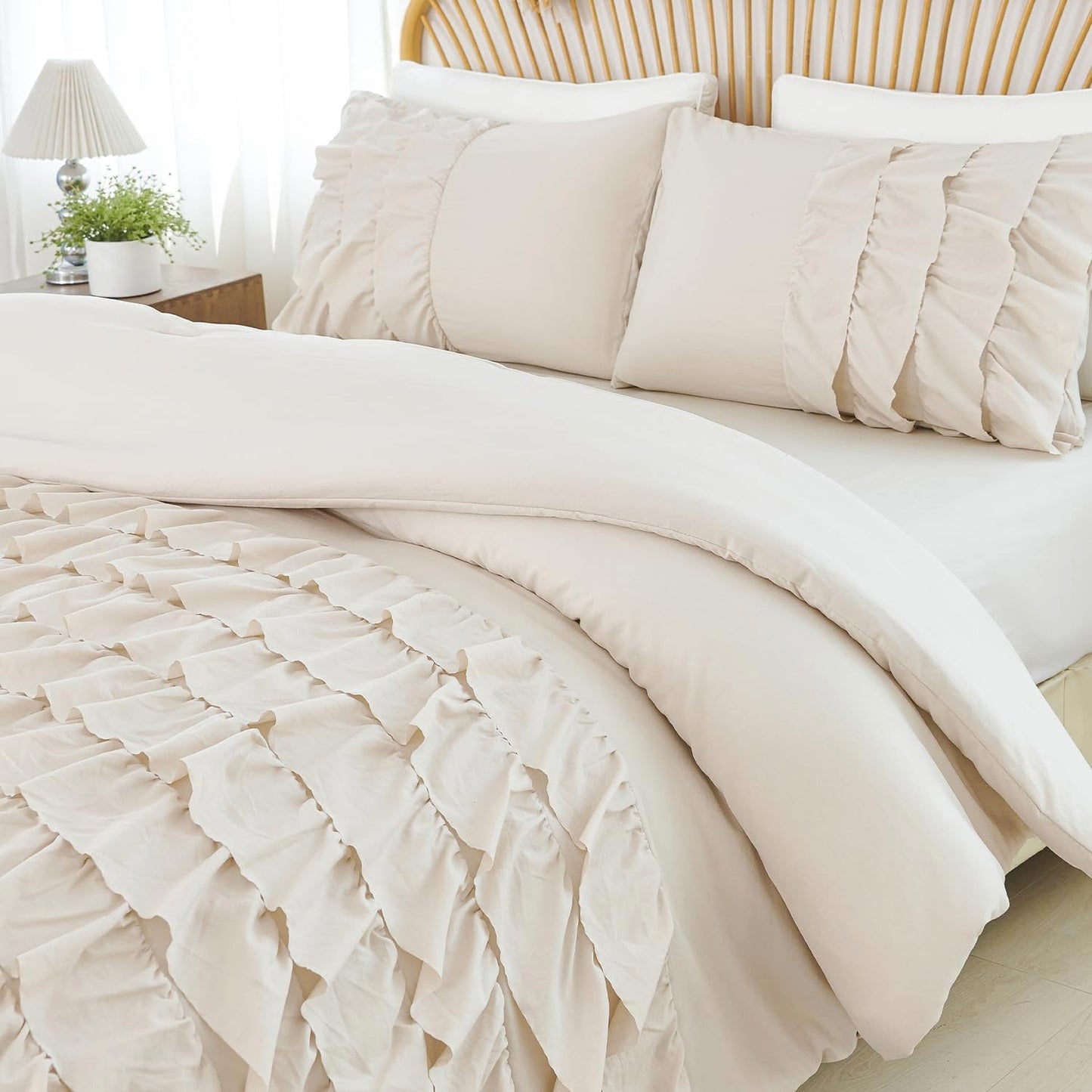 PERFEMET Queen Comforter Set 3 Pieces Beige Ruffled Comforter Set Shabby Chic Bedding Sets for Women Teen Girls Fluffy for All Season