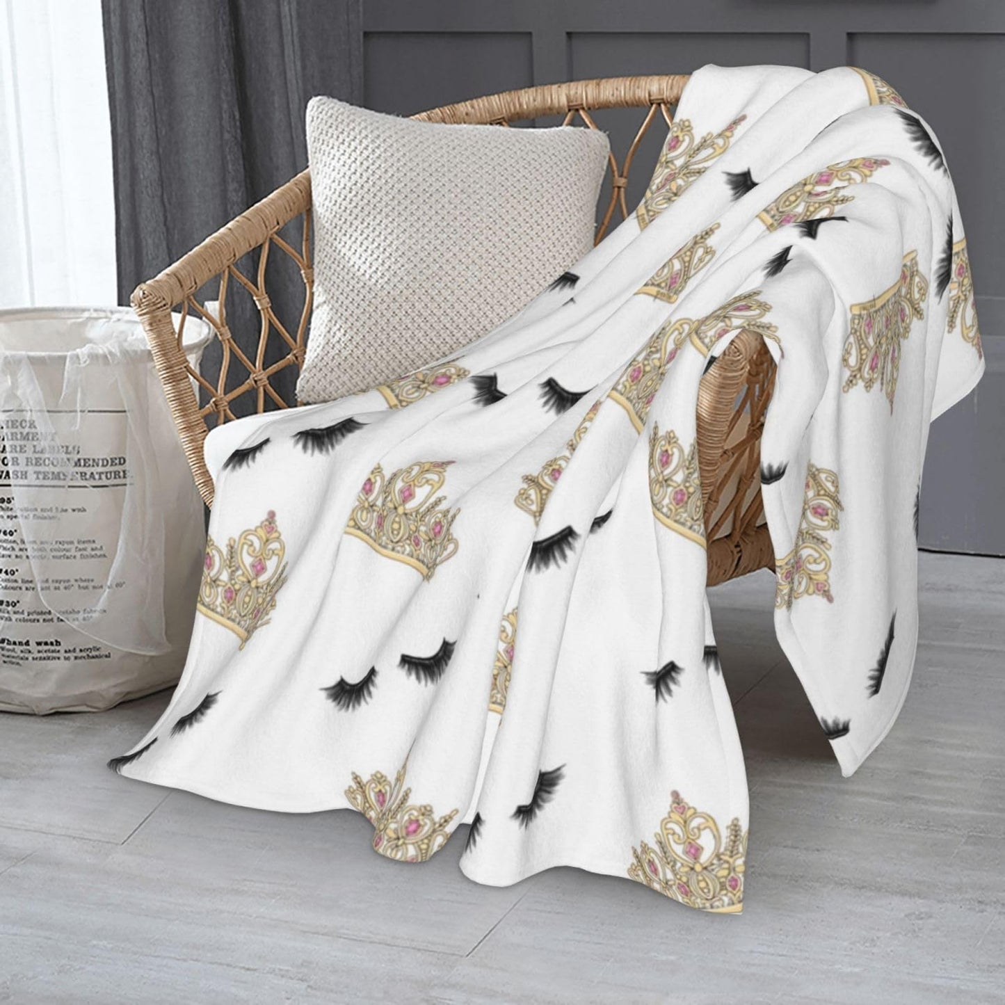 Ultra Soft Cute Lash Decor Blanket Eyelash Blanket Flannel Throw Blanket Bedding Suitable for Travel Camping Living Room Sofa Bedroom Decoration Gifts (Style-5, 50inx40in)