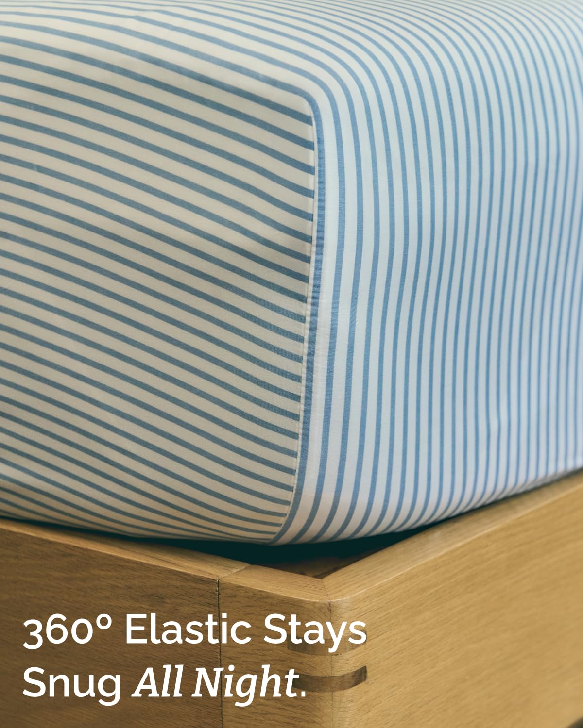 Striped Sheets - Blue & White Striped Sheets - 1 Flat & 1 Fitted & 2 Pillowcases w/ Deep Pockets – Wrinkle & Fade Free - Soft, Breathable and Cooling - Luxury Pinstripe Bedding - Full Size Bed Set