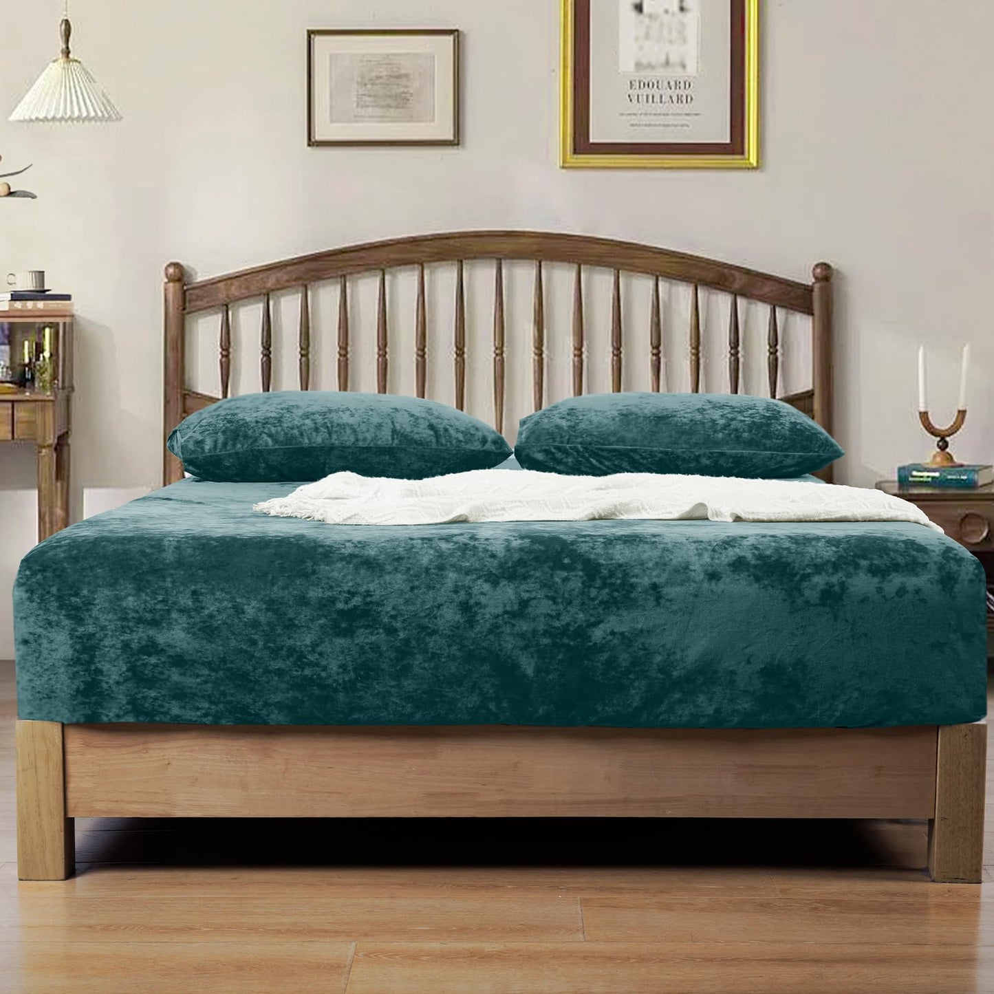 PHF Truly Velvet Fitted Sheet Only Queen Size, Luxury Super Soft Cozy Fuzzy Fleece Bottom Sheet, Deep Pocket Up to 16",Strenghth Elastic Band, Suitable for Fall Winter Spring, No Pillowcases, Teal