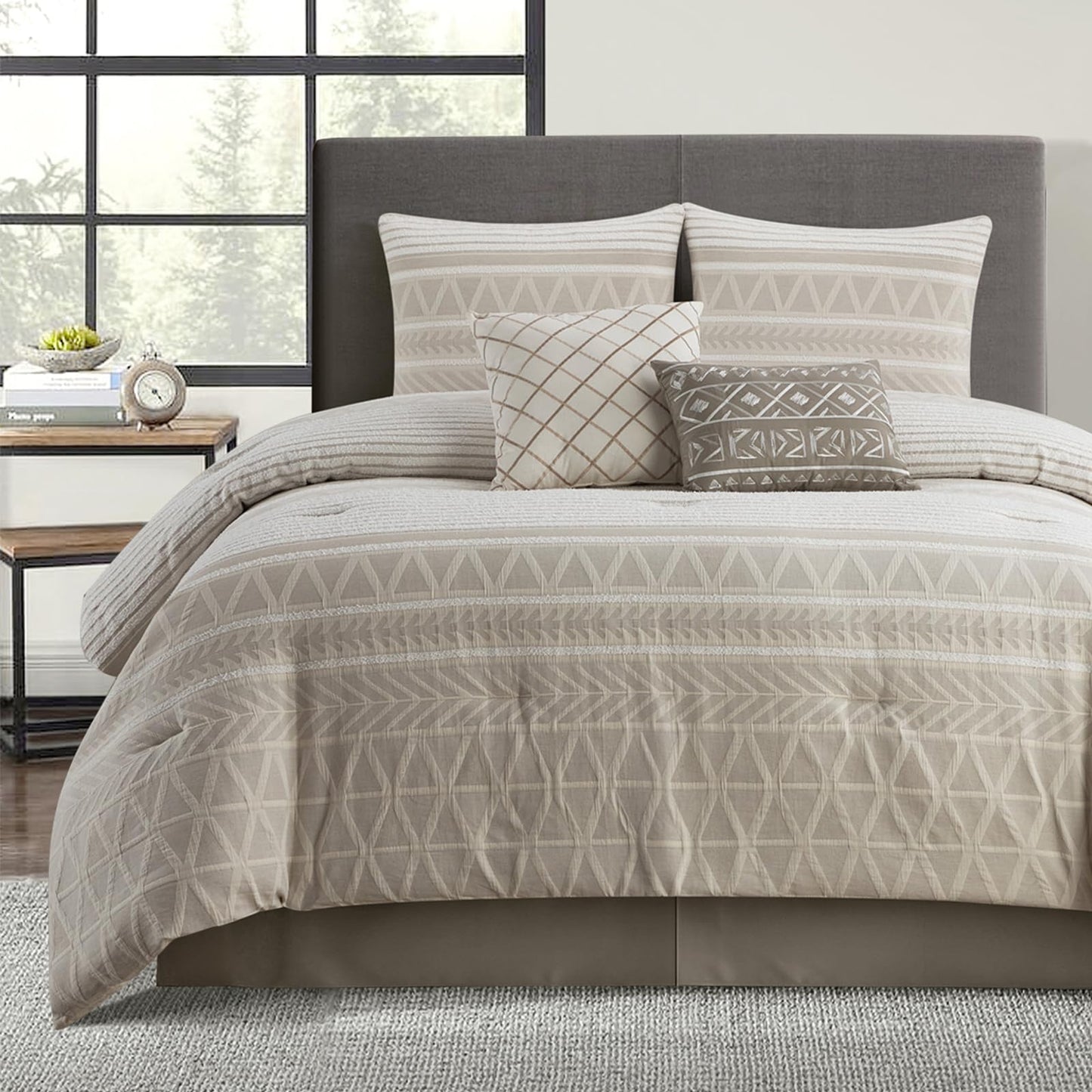 LANCO MODERN LIFESTYLE Cotton Comforter Set Queen, Gorgeous Geometric Jacquard, Beige Soft Lightweight Bedding Set for All Seasons, Bedskirt, Pillow Shams and Decor Pillows