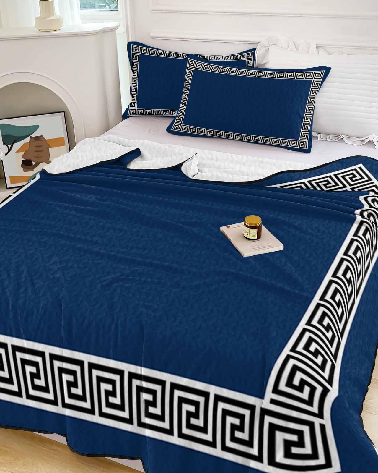 Quilt Sets King Size Geometric Greek Key Design Comforter Set Lightweight Soft Bedspread Coverlet Navy Blue Quilted Bedding Set with 2 Pillowcases Thin Comforter Bed Cover for All Season 98x106