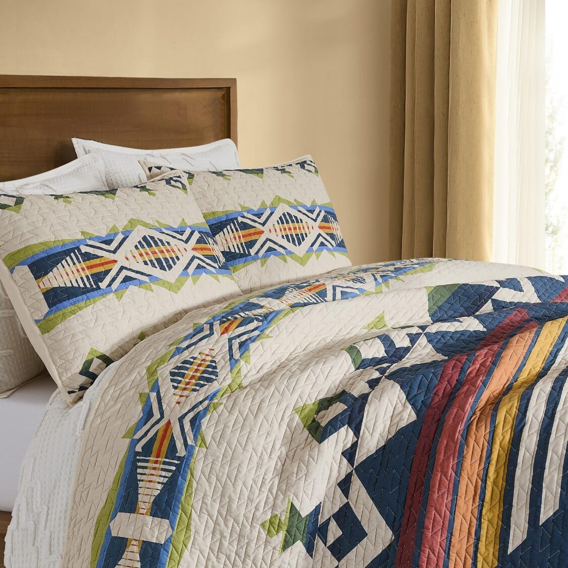 Pendleton Quilt Set – 100% Cotton 3 Piece Quilt Set with Shams, Soft Lightweight Bedding for Queen/King Size Bed, Tan Comforter Alternative, King/Queen Bedding Set (Creekside) (King)