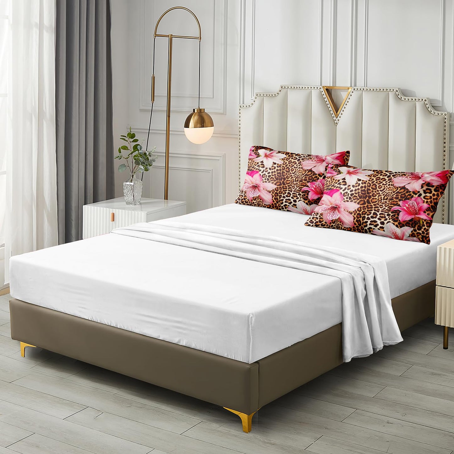 MOVE OVER Leopard Printed Comforter Set King Size 8 Pieces Bed in a Bag Pink Flower and Cheetah Printed Design Luxury Comforter Set with Sheet Set for Bedroom Decor