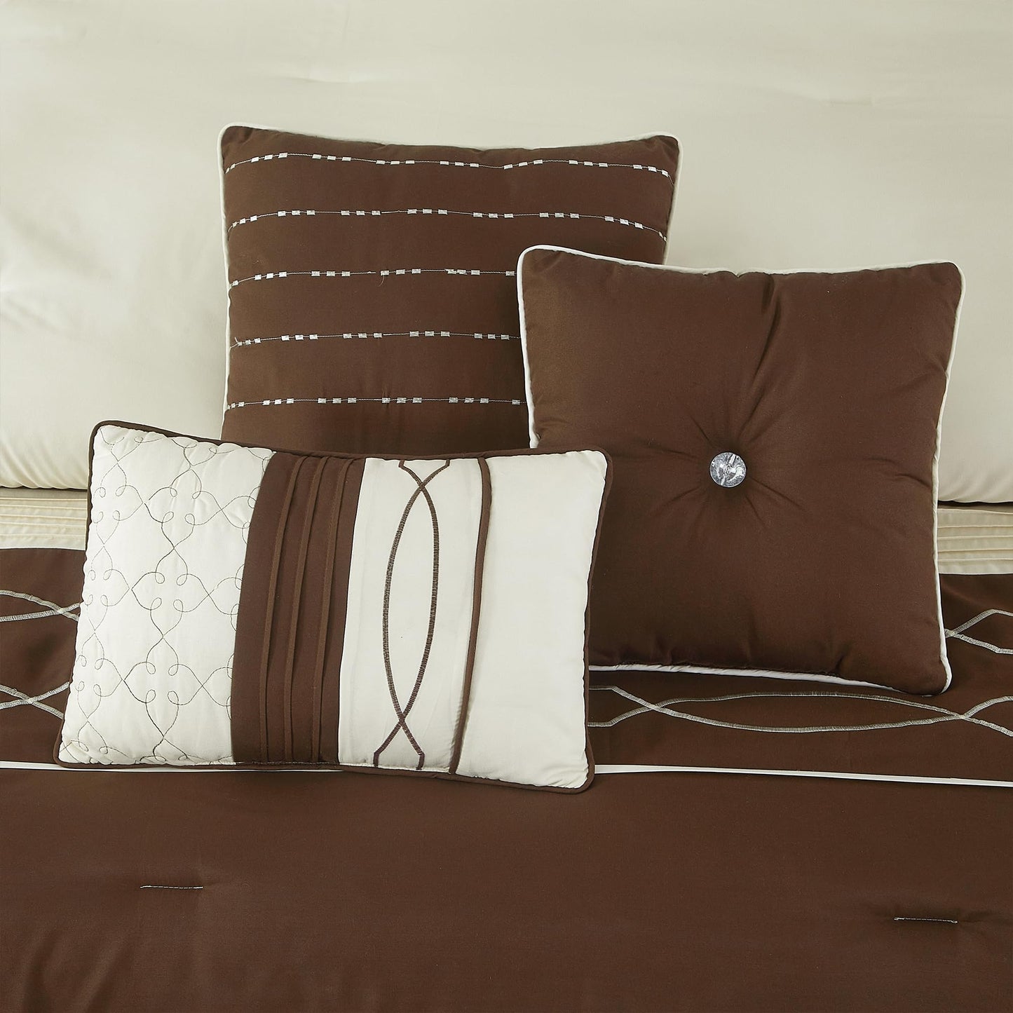 LANCO MODERN LIFESTYLE 7 Piece Comforter Set, Queen, Brown Geometric Clip Design, 100% Polyester, Luxury All Seasons Bed Set Includes Comforter, Bed Skirt, Pillow Shams, and Decorative Pillows