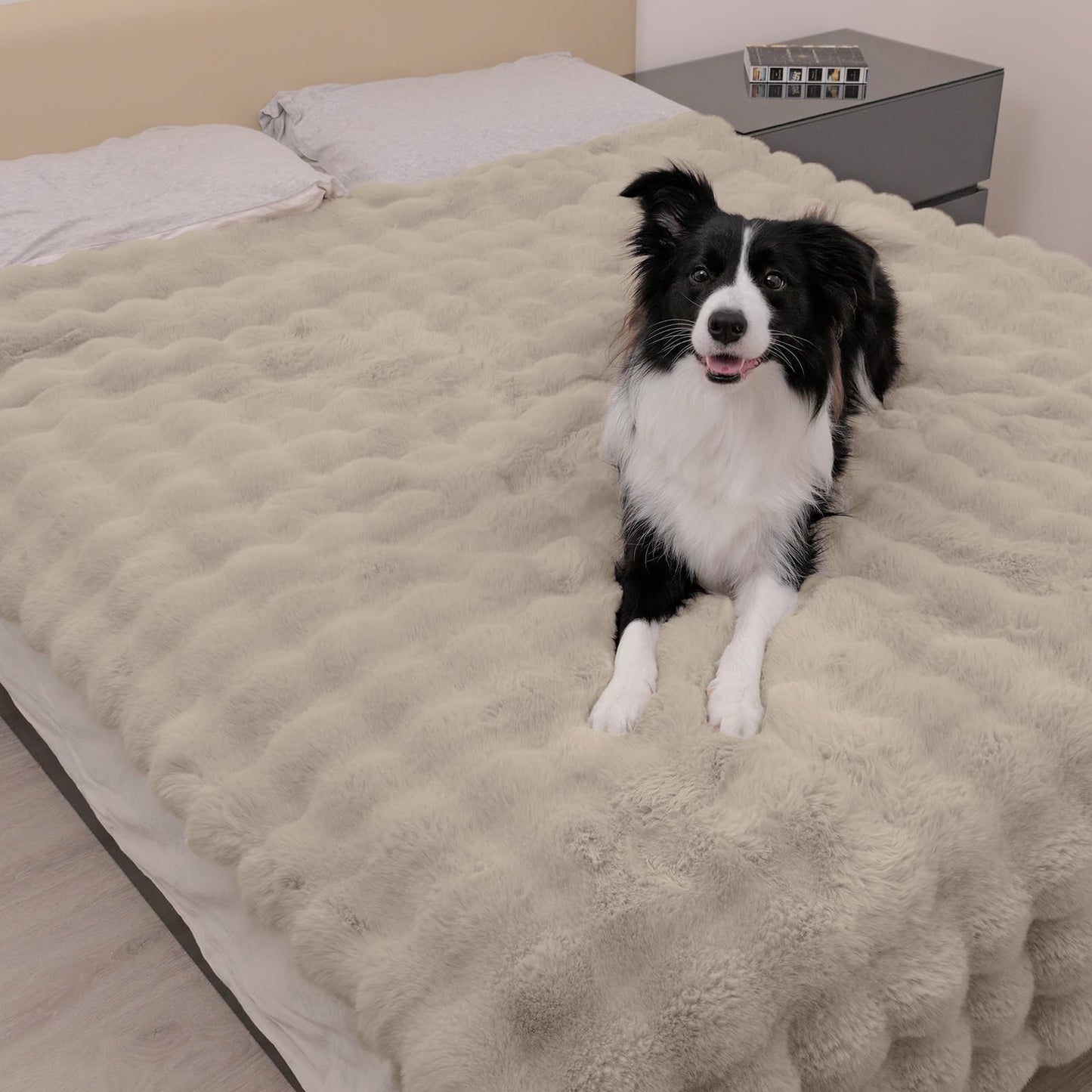 Paw Inspired Waterproof Dog Blanket, Soft Faux Fur Throw with Fur-Resistant Fleece, Washable Pet Blanket, Waterproof Protection for Couch, Bed, Furniture, Crate, Car (80x60, Tan)