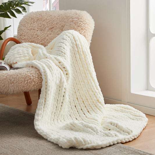 Amélie Home Chunky Knit Throw Blanket for Couch, Soft Chenille Handmade Crochet Throw Rope Knit Blanket for Bed, 40"x50", Ivory