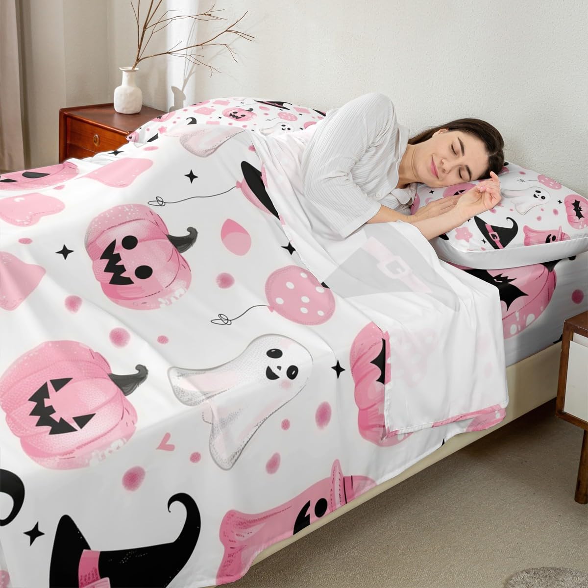 jejeloiu Kids Halloween Decor Bed Sheets Sets Twin Size Kids Boys Girls Cartoon Ghost Bedding Set Pumpkins Bed Sheet Set with 16-Inch Deep Pockets Spooky Halloween Decorations 3Pcs with 1 Pillow Cases