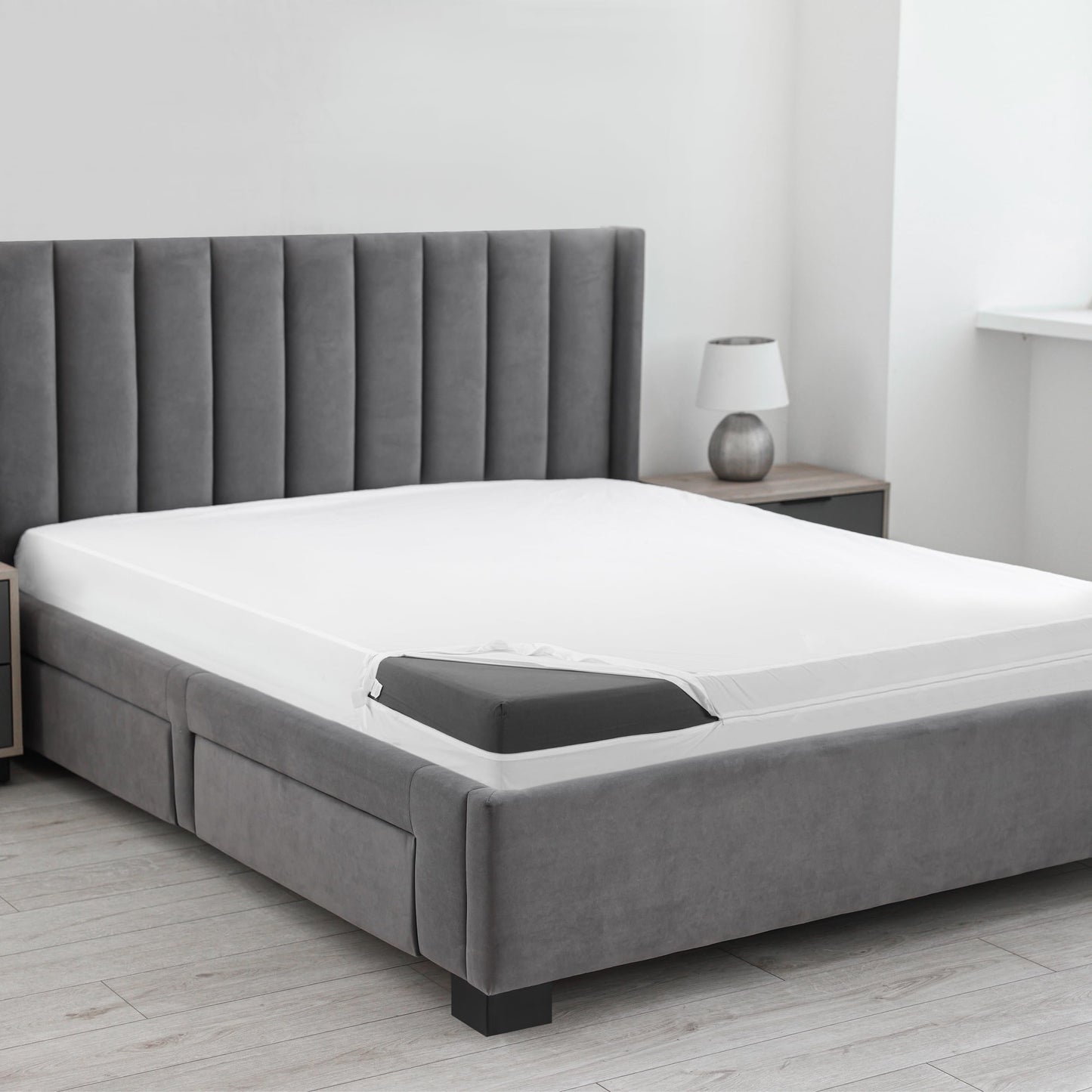 Utopia Bedding Premium Waterproof Bed Bug Mattress Cover, Twin Zippered Mattress Protector, 12 Inches Deep, Dust Mite Proof 6-Sided Mattress Encasement for Bed