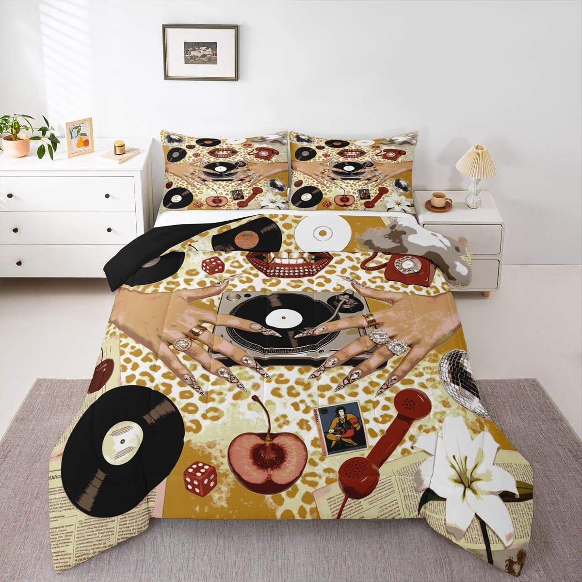 Music Vinyl Record Down Comforter Queen Size,Trendy Black Woman Bedding Sets 3Pcs for Kids Teens Woman Men Room Decor,Leopard Cheetah Pattern Quilted Duvet Retro Coquette Bedspread,2 Pillowcases