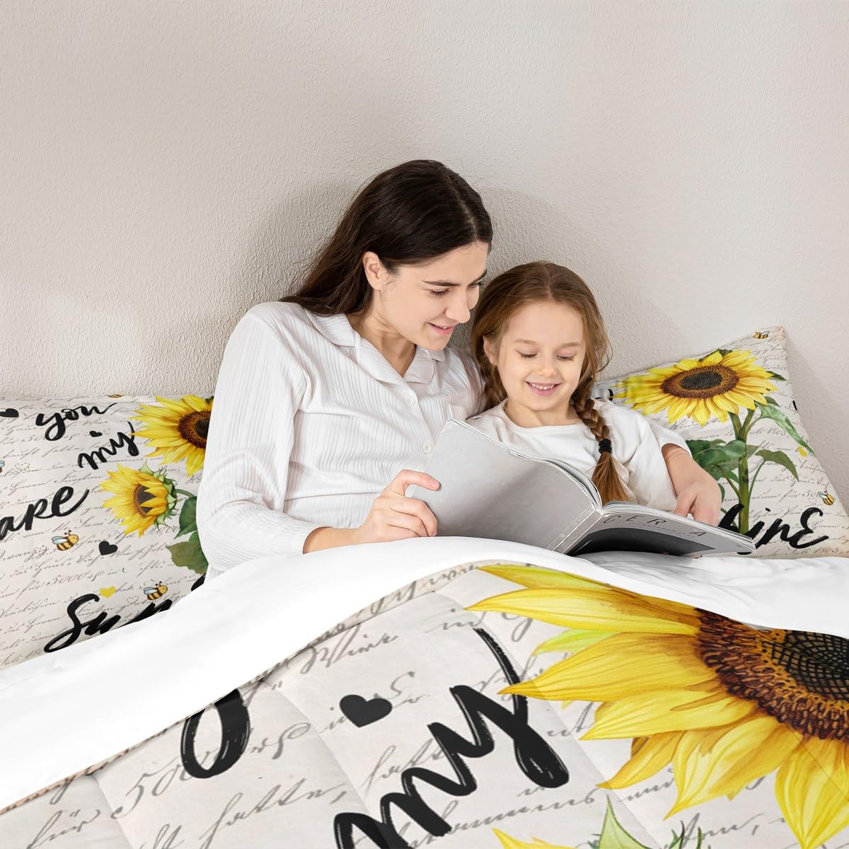 Sunflower Bedding Set Twin Size,Black Sketch Sunshine Graffiti Comforter Set 2pcs for Kids Teens Adults Home Room Decor,Rustic Farmhouse Bee Quilt Set Nature Plants Animals Duvet Insert