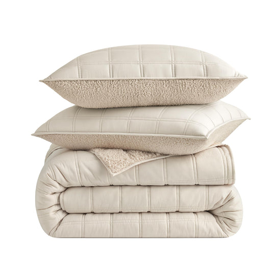 UGG Full/Queen Quilt Set with 2 Pillow Shams – 3 Piece Lightweight All-Season Bedspread, Ultra-Soft Fluffy Reversible Quilt Set for Apartment, Home & Modern Bedroom Decor, Cream (Gizelle)