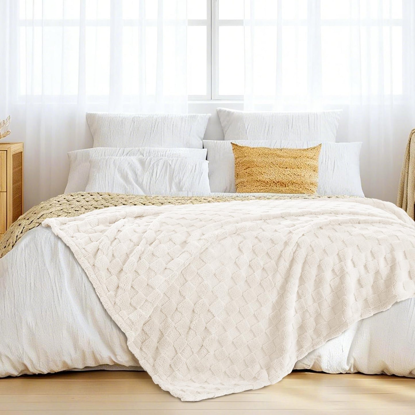 NovaSunrise Checkerboard Fleece Throw Blankets Soft Flannel Plush Blankets for Couch, Sofa, Bed, Home - Lightweight Warm Gifts for Wedding, Travel, Pet (1, Ivory, 50x60 in (300GSM))