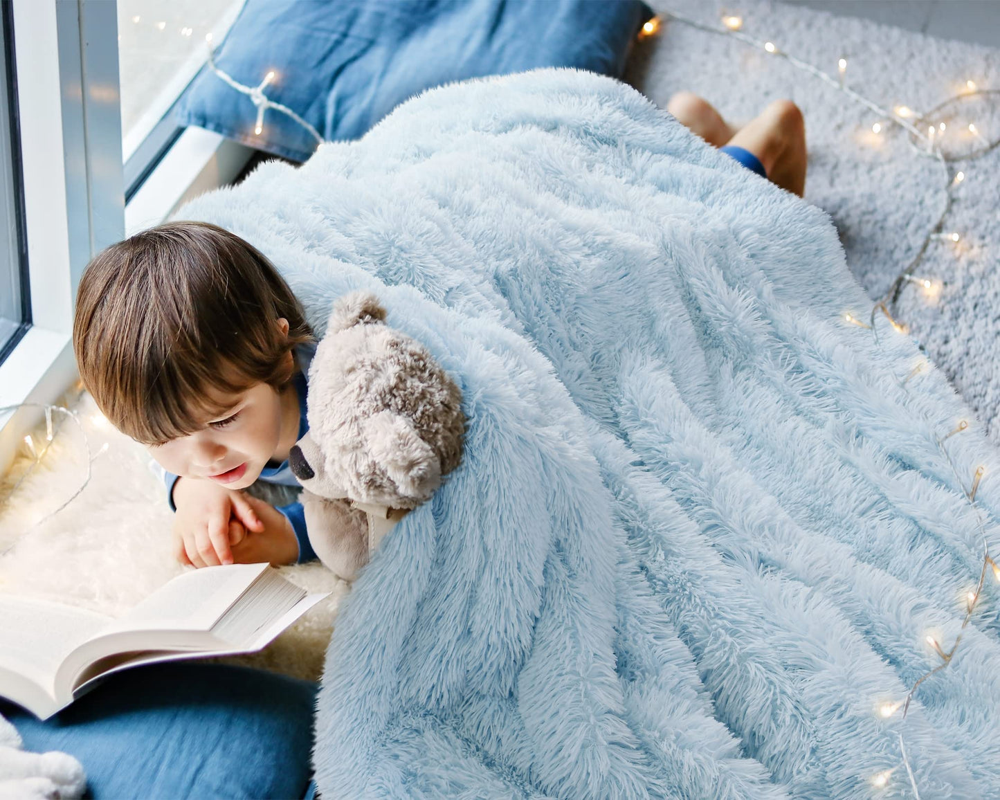 BENRON Light Blue Throw Blankets, Super Soft Shaggy Fuzzy Sherpa Blankets, Cozy Warm Lightweight Fluffy Faux Fur Blankets for Bed Couch Sofa Photo Props Home Decor, Washable 50"x60"