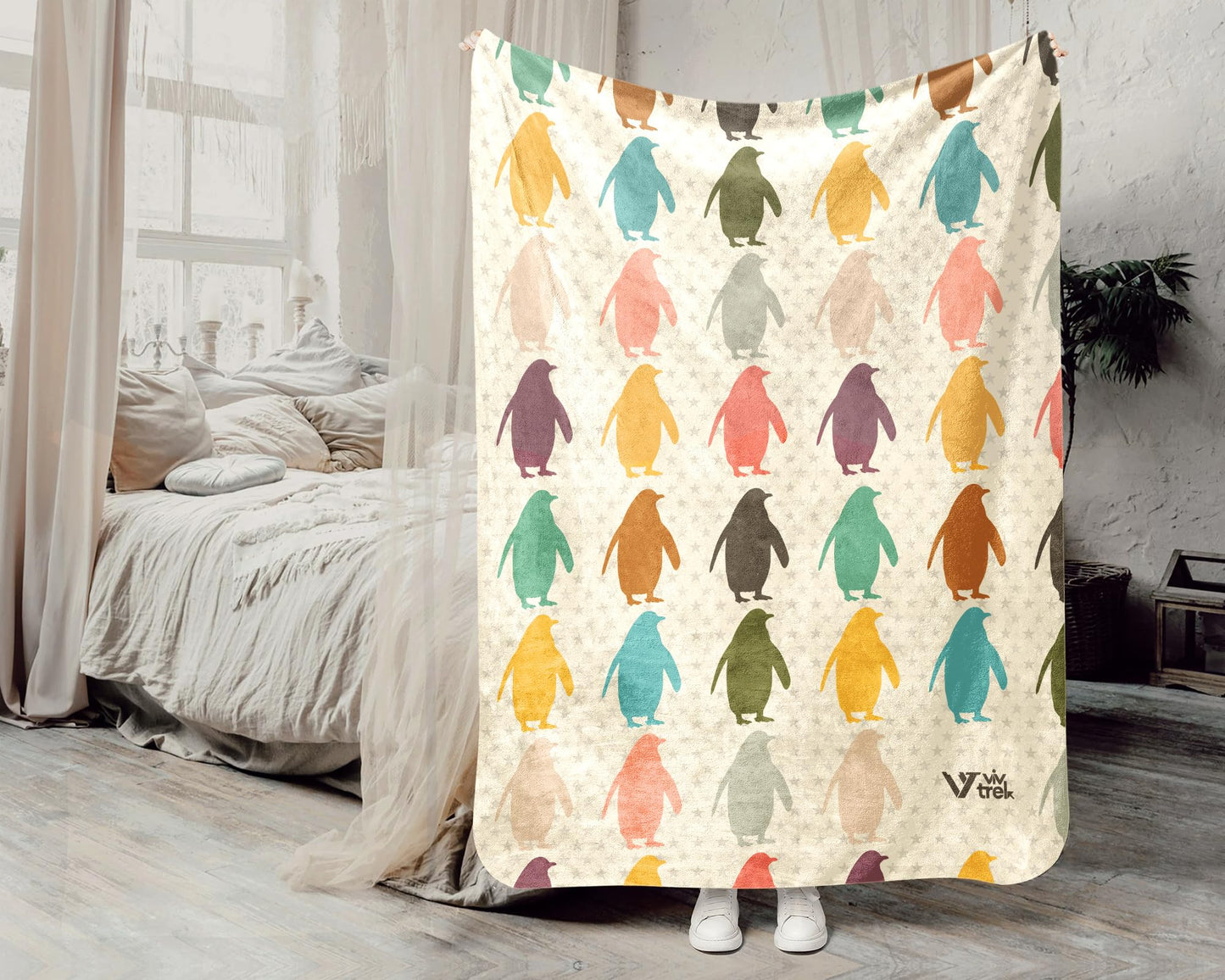 Penguin Blanket Gift, Retro Penguin Throw Blanket, Ocean Sea Animal Cover, Cozy Kawaii Lover Gift, Soft Vintage Style Cute Arctic Inspired for Wildlife Fans (Old Rose, Queen (U.K. Standard))