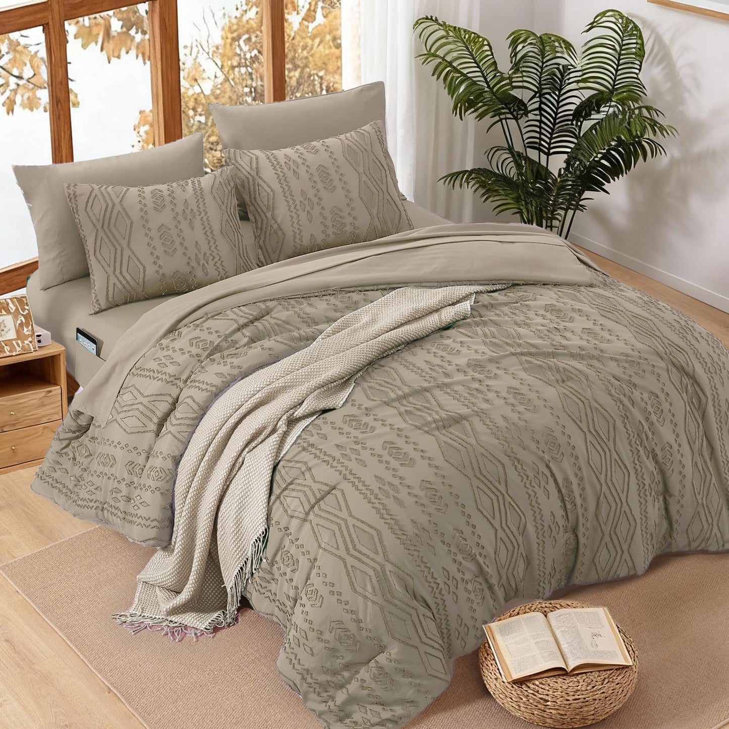 WRENSONGE Queen Comforter Set with Sheets - 7 Pieces Khaki Tufted Bed in a Bag Queen Shabby Chic Bedding Sets with 1 Comforter, 2 Sheets, 2 Pillowcases & 2 Shams