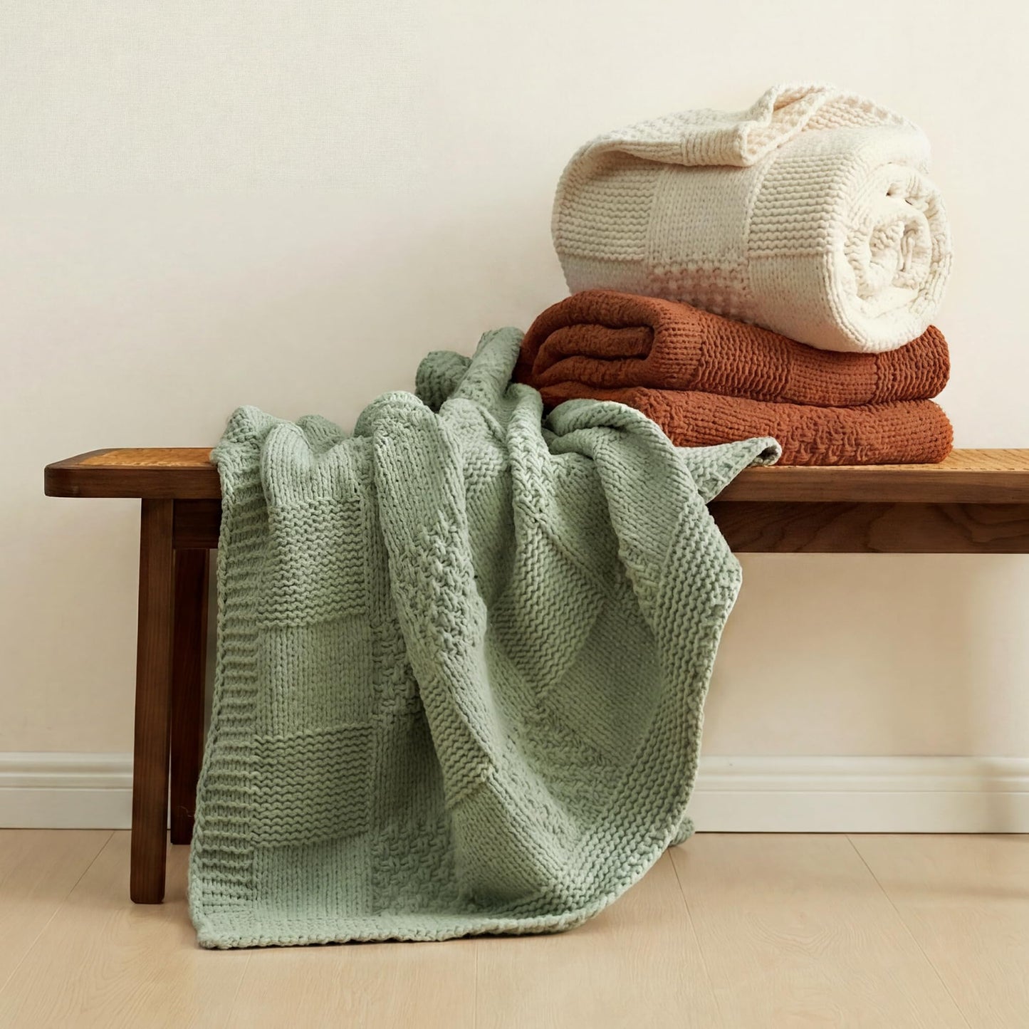 Amélie Home Knit Throw Blanket, Soft Chenille Cozy Breathable Checkered Chunky Decorative Blanket for Couch, Bed & Sofa, French-Inspired Lightweight Warm Gift for Women, Ivory, 50"x60"