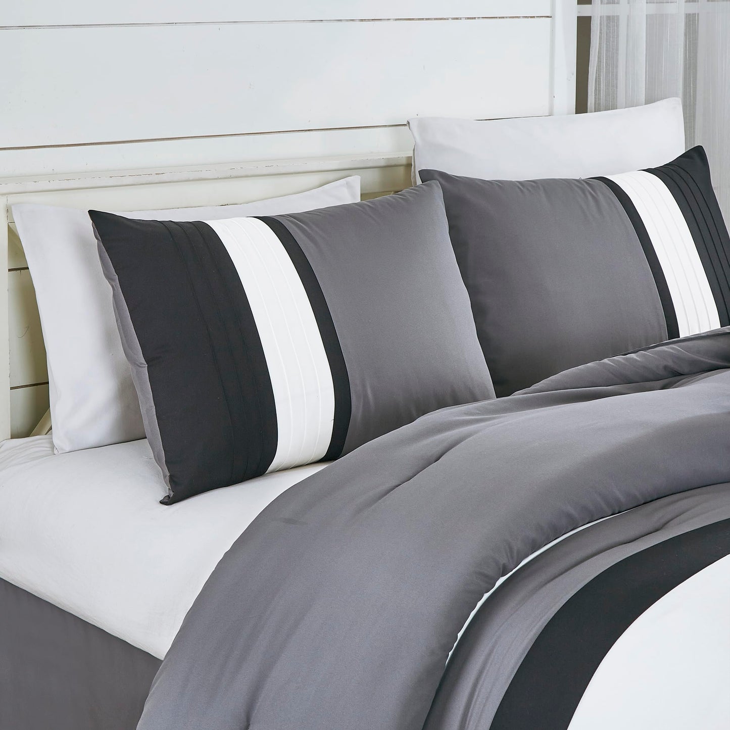 Chezmoi Collection Napa 7-Piece Luxury Leaves Scroll Embroidery Bedding Comforter Set (King, Black/Gray/White)