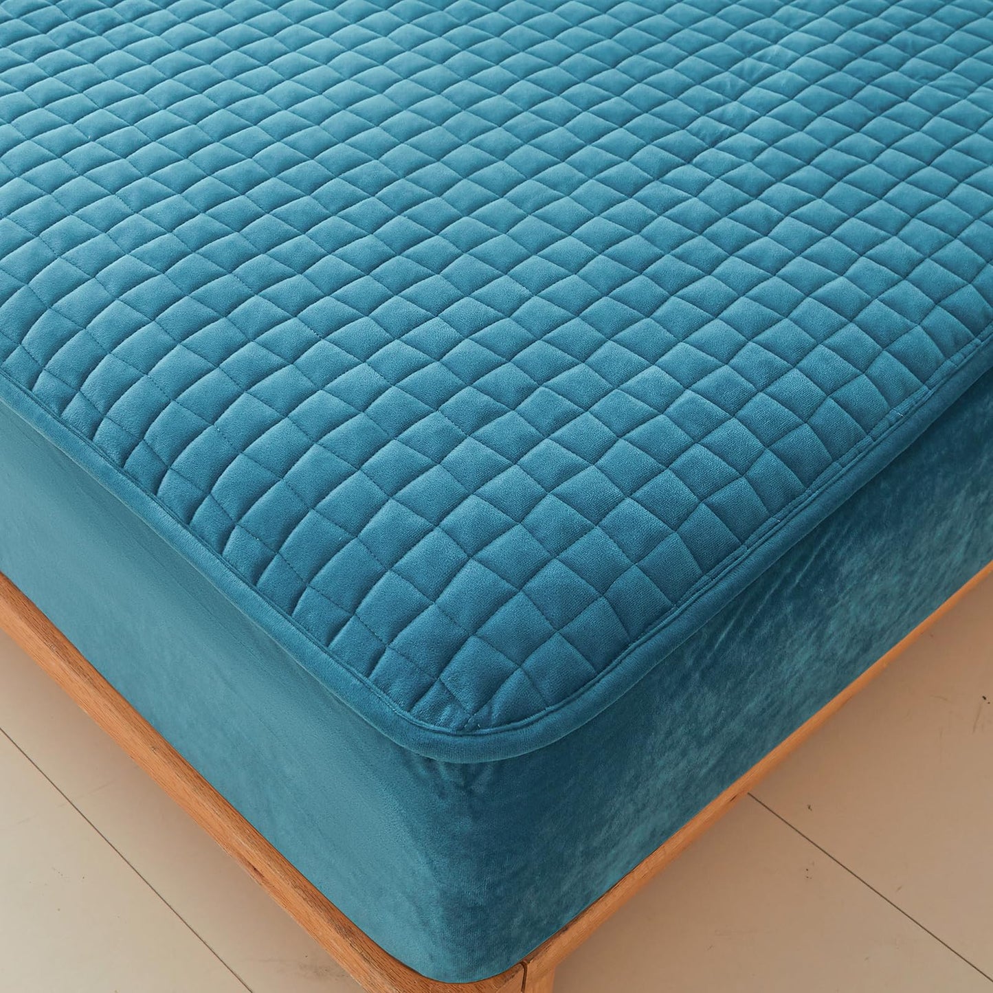 LweiPsqLin Quilted Flannel Fitted Sheets,Soft Flannel Fleece Mattress Top- Suitable for Fall and Winter,Fitted Deep Pocket Up to 15''. (Blue, Twin)