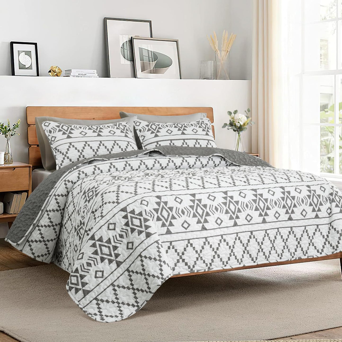 Whale Flotilla Full Queen Size Quilt Set - Reversible White Quilts Queen Size with 2 Pillow Shams, Lightweight Boho Striped Bedspreads Coverlet Bedding Set for All Seasons