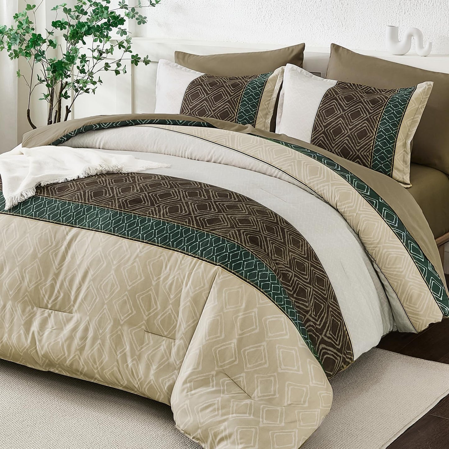Dinjoy Queen Comforter Set Khaki Boho,7 Piece Bed in a Bag Queen Size Lightweight Striped Beige Bedding Sets Comforters with Plaid Light Brown Bed Set with Sheets for All Season