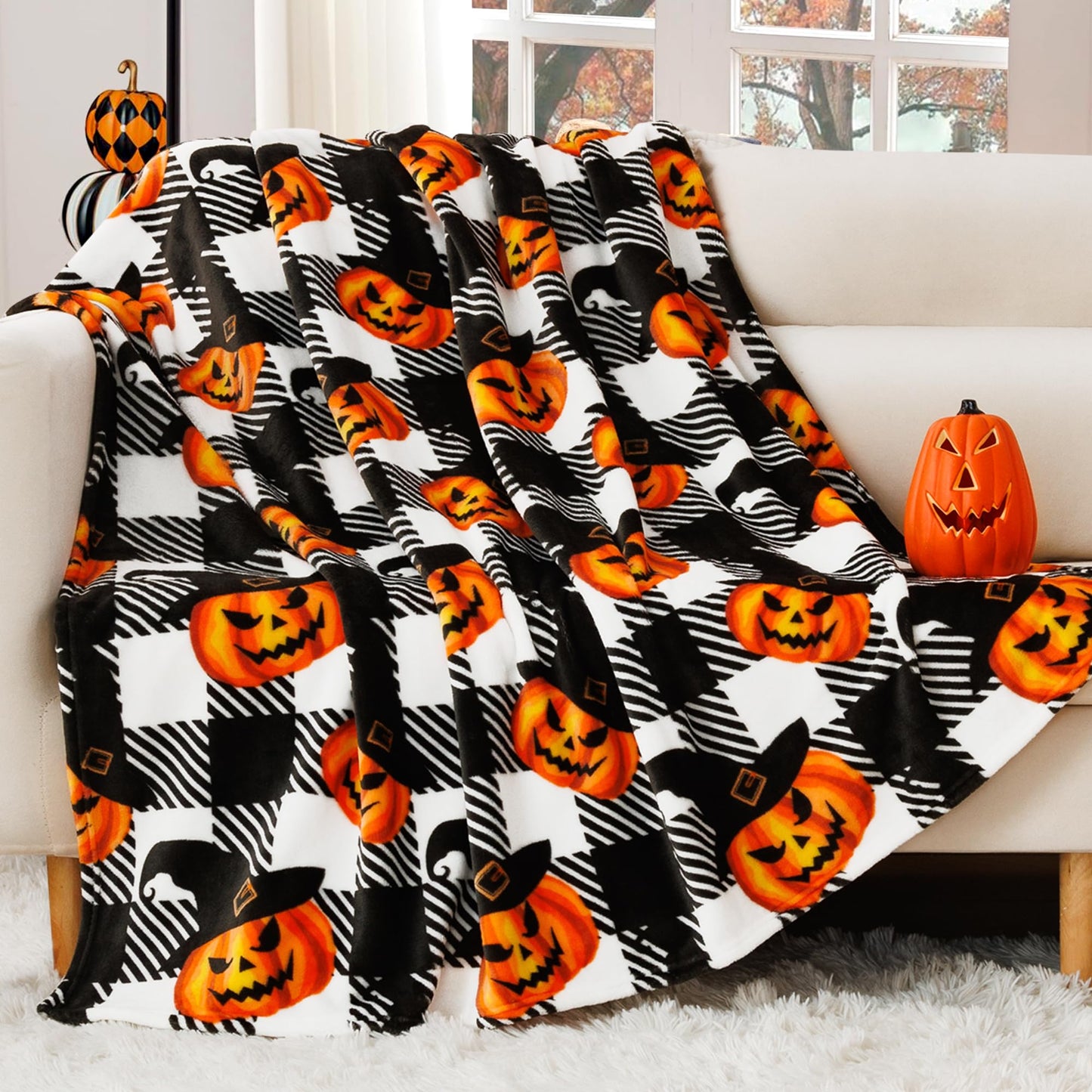 Touchat Halloween Blanket, Fleece Throw Blankets, Buffalo Plaid Throw Blanket for Couch Sofa Bed, Soft Warm Fuzzy Cozy Plush Checkered Blanket, Farmhouse Fall Decor, Black